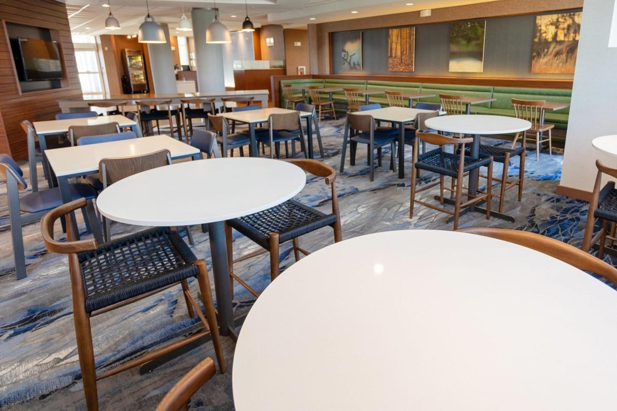 Fairfield Inn & Suites By Marriott Athens I-65 Exteriör bild