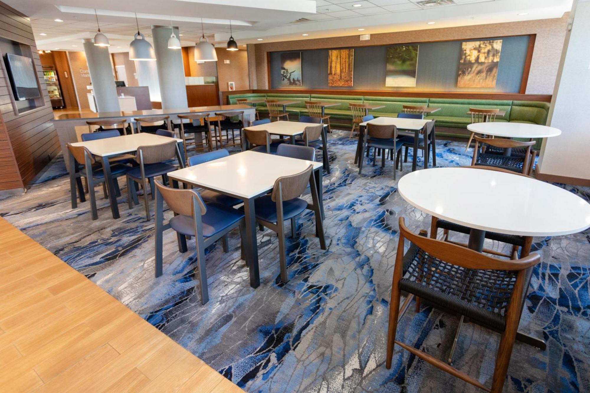 Fairfield Inn & Suites By Marriott Athens I-65 Exteriör bild